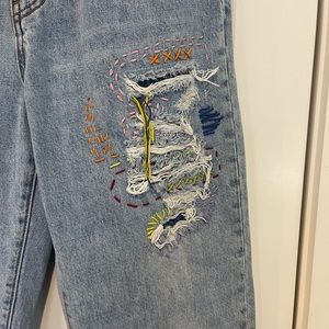 BDG embroidered cowboy jean size 30
